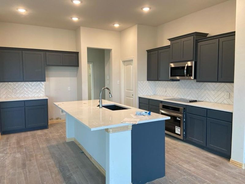 Furnished interior view inside a new home in Hillview Addition, Decatur (Image 6).