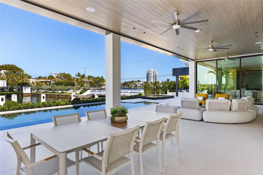 Exterior details and patio area of a home in , Fort Lauderdale (Image 30).
