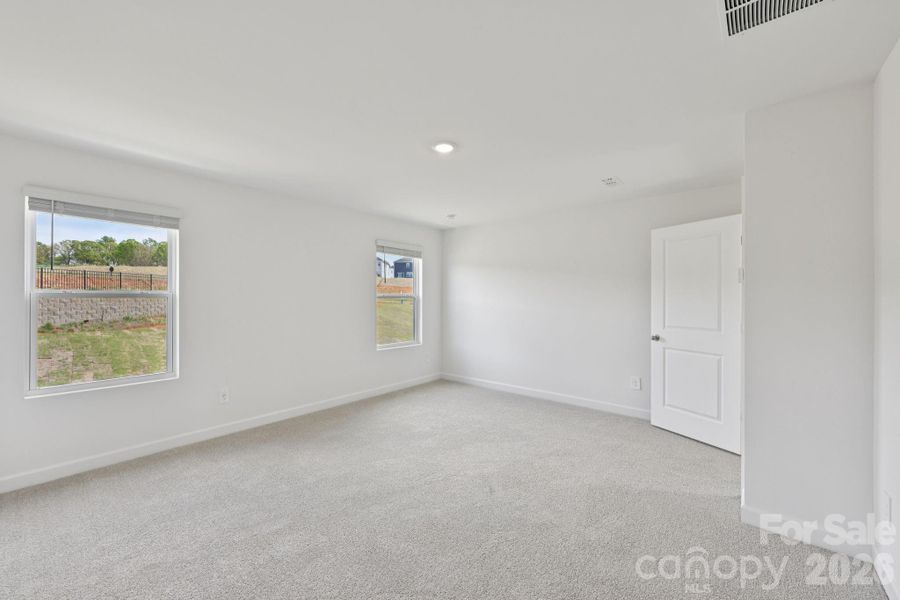 Photo is not of the actual home, but is an inspirational photo of builder’s model home and may depict options, furnishings, and/or decorator features that are not included Photo is not of the actual home, but is an inspirational photo of builder’s model home and may depict options, furnishings, and/or decorator features that are not included