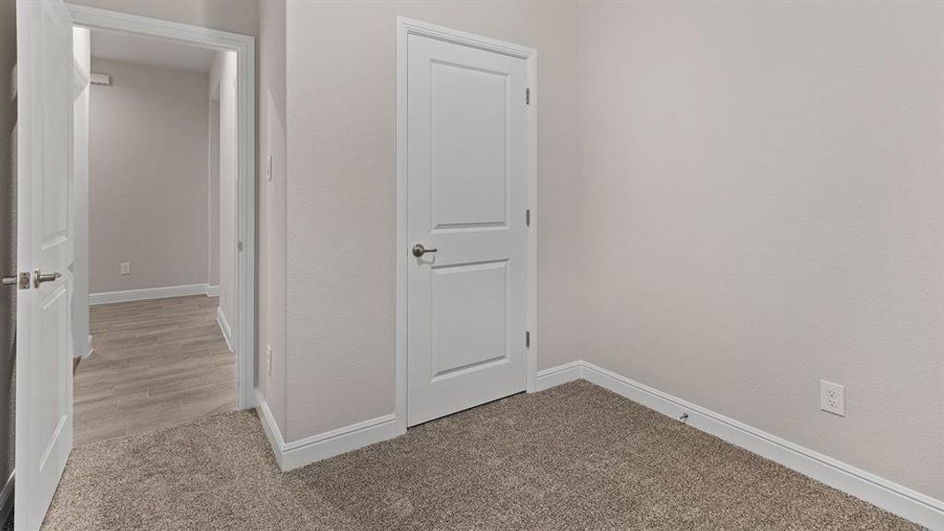 Spacious, unfurnished interior of a new home in Parkerville Meadows, DeSoto (Image 21).