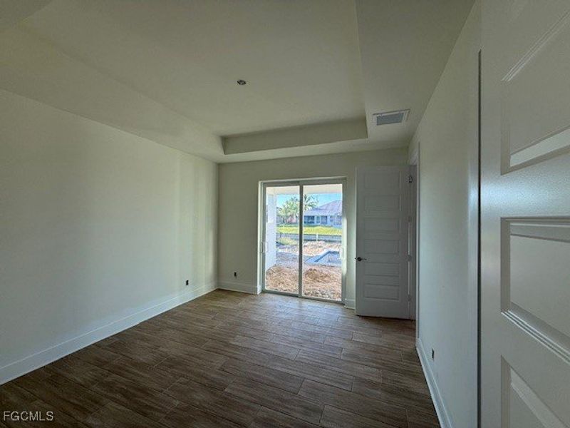 Spacious, unfurnished interior of a new home in Cape Coral, Cape Coral (Image 11). Spacious, unfurnished interior of a new home in Cape Coral, Cape Coral (Image 11).