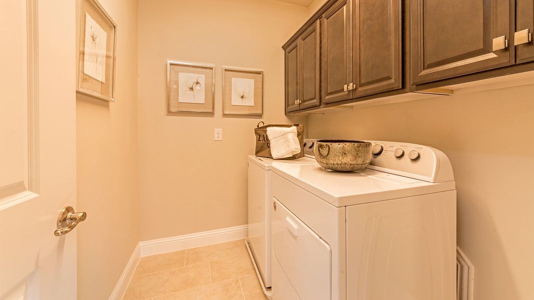 Furnished interior view inside a new home in Gatherings® at Twin Creeks, Allen (Image 9).
