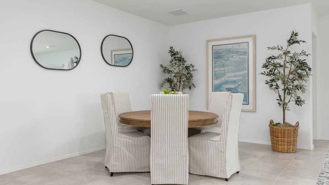 Representative furnished interior of a home built from the Holden by D.R. Horton in Carlton Commons, Casa Grande (Image 8).