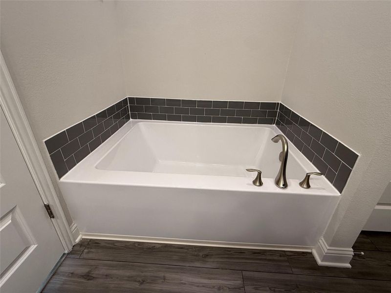 Image 7 of a home in Bayou Maison.