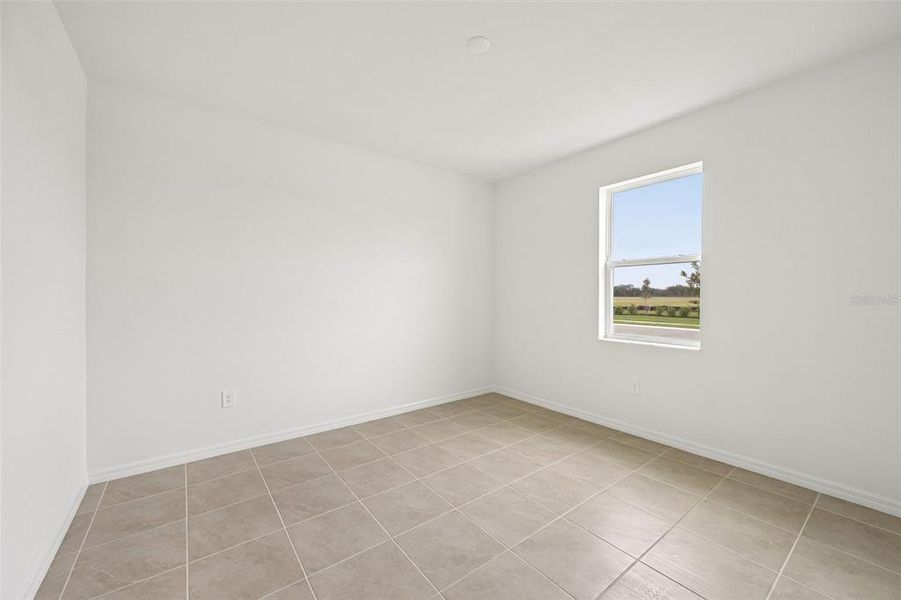 Spacious, unfurnished interior of a new home in Southpointe, Palmetto (Image 16). Spacious, unfurnished interior of a new home in Southpointe, Palmetto (Image 16).