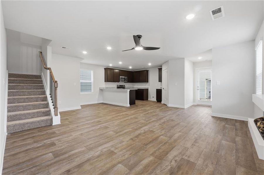 Spacious, unfurnished interior of a new home in The Enclave at Stonewall Station, Union City (Image 25).