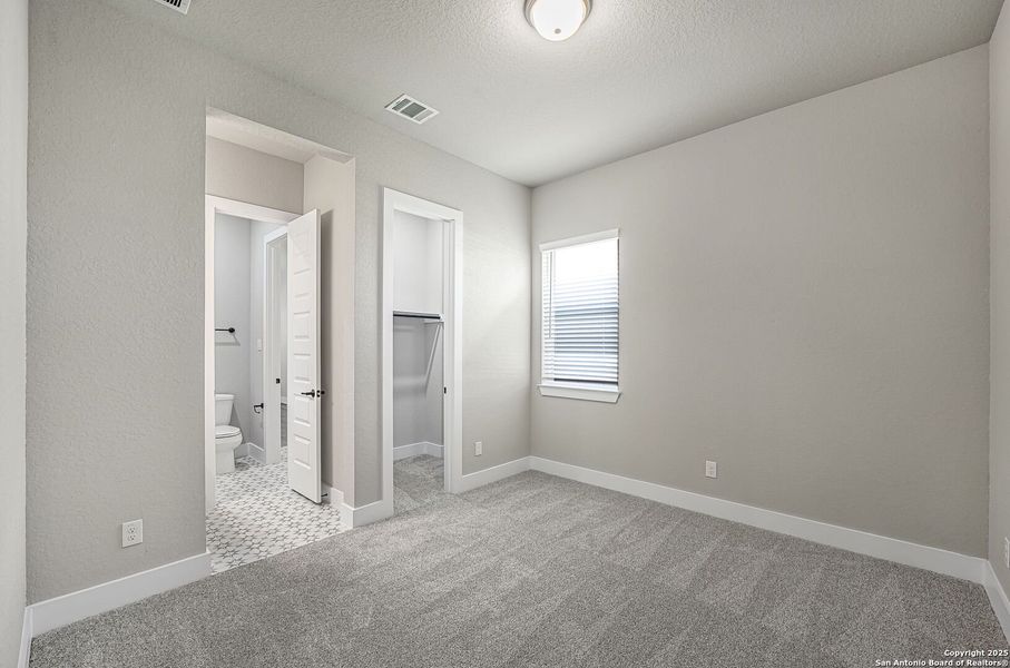 Spacious, unfurnished interior of a new home in Arbors at Fair Oaks, Fair Oaks Ranch (Image 19). Spacious, unfurnished interior of a new home in Arbors at Fair Oaks, Fair Oaks Ranch (Image 19).