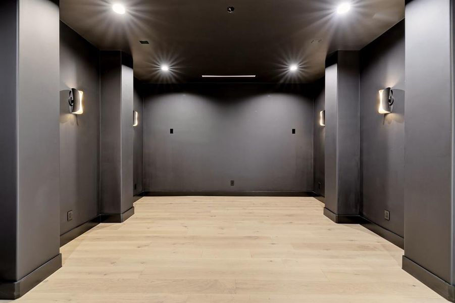 Media room would also function as a golf simulator room