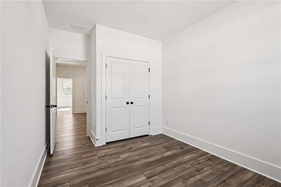 Spacious, unfurnished interior of a new home in Park Vue, Atlanta (Image 24).