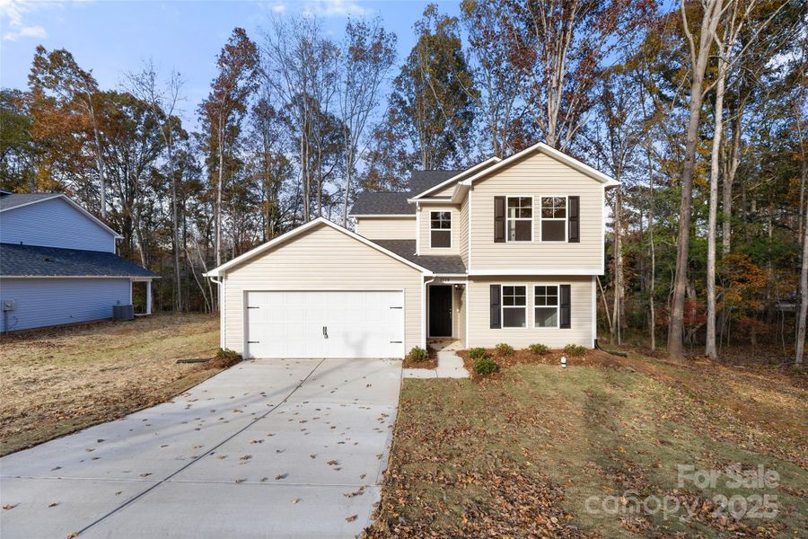 Front exterior of a new home in , Lancaster, SC, highlighting curb appeal (Image 1). Front exterior of a new home in , Lancaster, SC, highlighting curb appeal (Image 1).