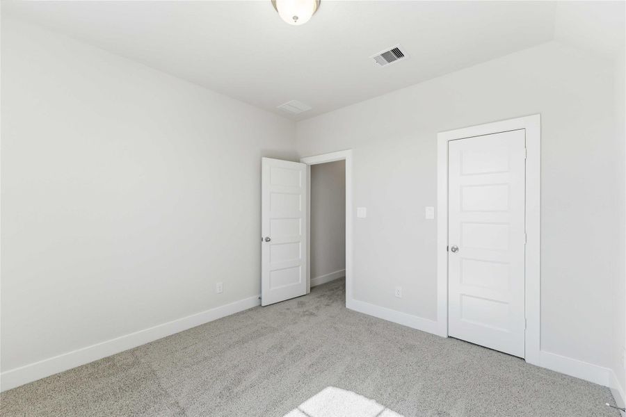 Spacious, unfurnished interior of a new home in Valencia, Manvel (Image 35). Spacious, unfurnished interior of a new home in Valencia, Manvel (Image 35).