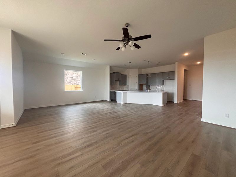 Spacious, unfurnished interior of a new home in Ashland, Richwood (Image 15).