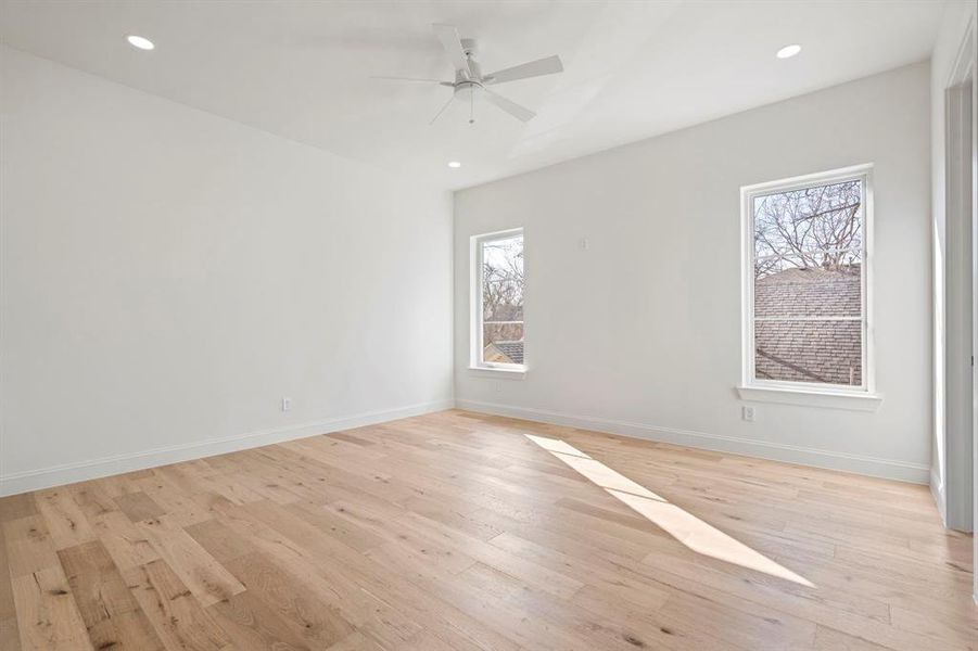 Spacious, unfurnished interior of a new home in , Dallas (Image 20). Spacious, unfurnished interior of a new home in , Dallas (Image 20).