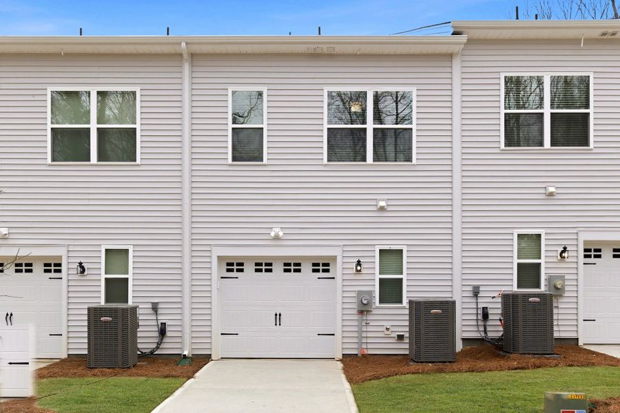 Exterior details and patio area of a home in Lakeview Village, Charlotte (Image 3).