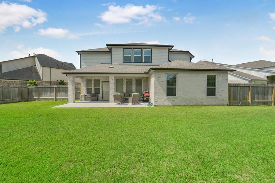 Enjoy year round outdoor living under the covered patio.