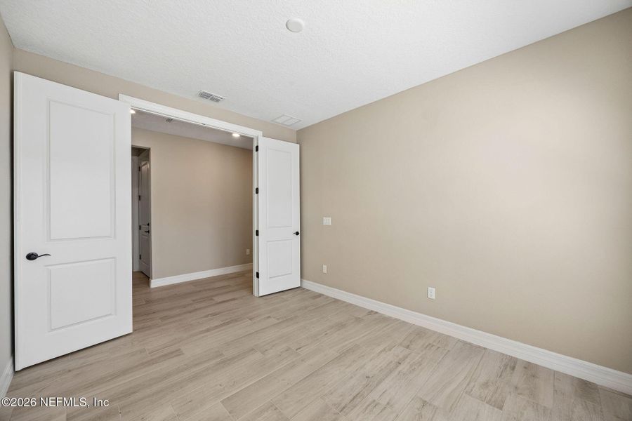 Spacious, unfurnished interior of a new home in , Yulee (Image 35).
