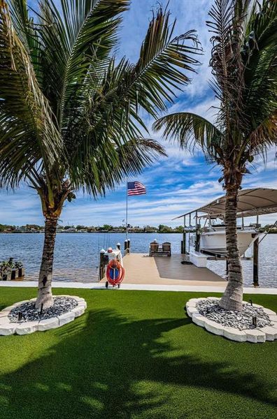 Community amenities in , Tarpon Springs (Image 7).