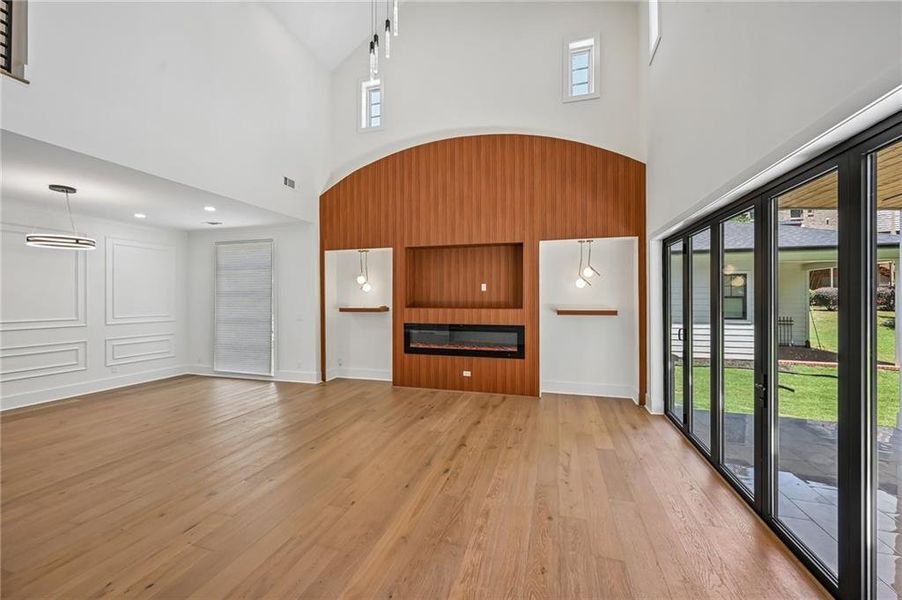 Spacious, unfurnished interior of a new home in , Alpharetta (Image 55). Spacious, unfurnished interior of a new home in , Alpharetta (Image 55).