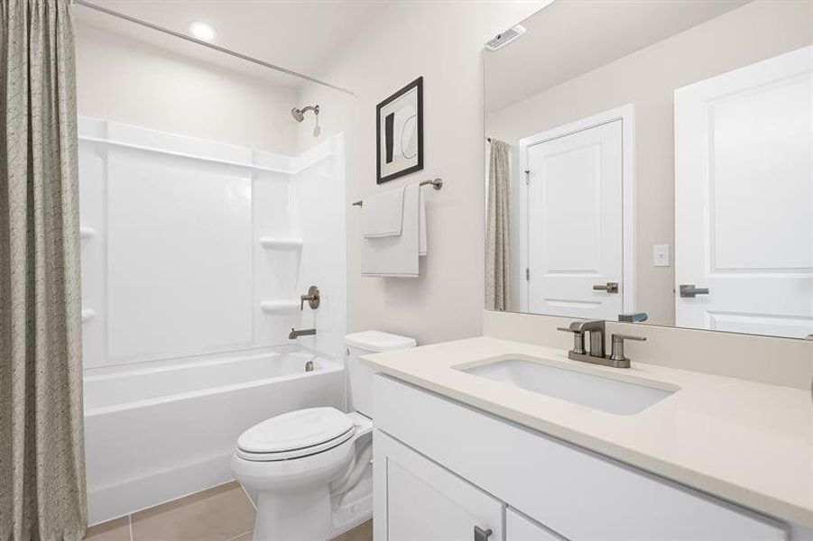 Representative furnished interior of a home built from the York by Ryan Homes in Linden Park, Moore (Image 18). Representative furnished interior of a home built from the York by Ryan Homes in Linden Park, Moore (Image 18).