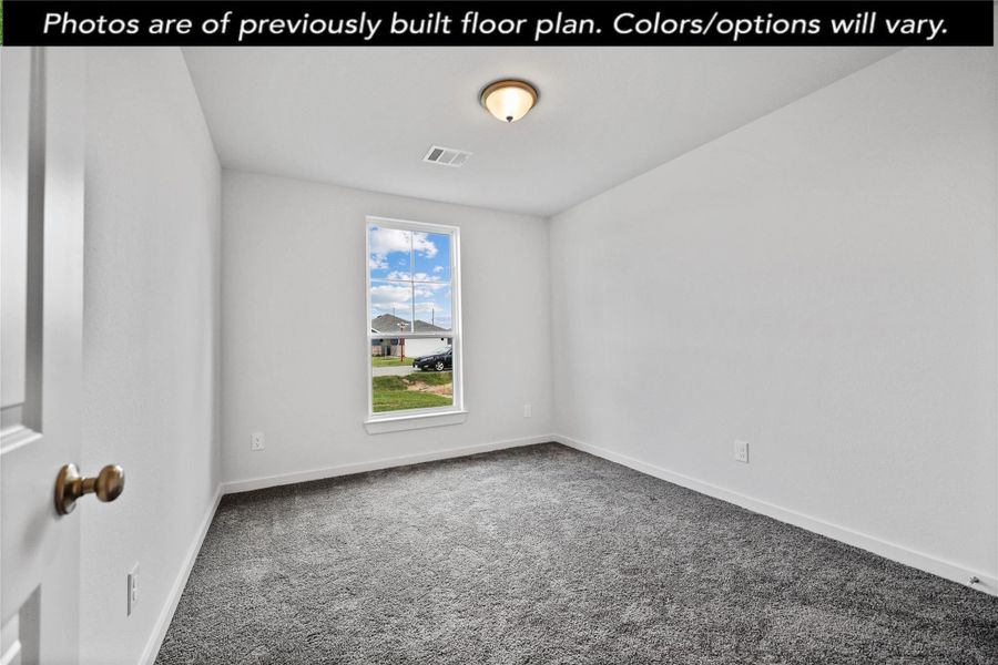 Spacious, unfurnished interior of a new home in Grand Oaks Reserve, Cleveland (Image 10).