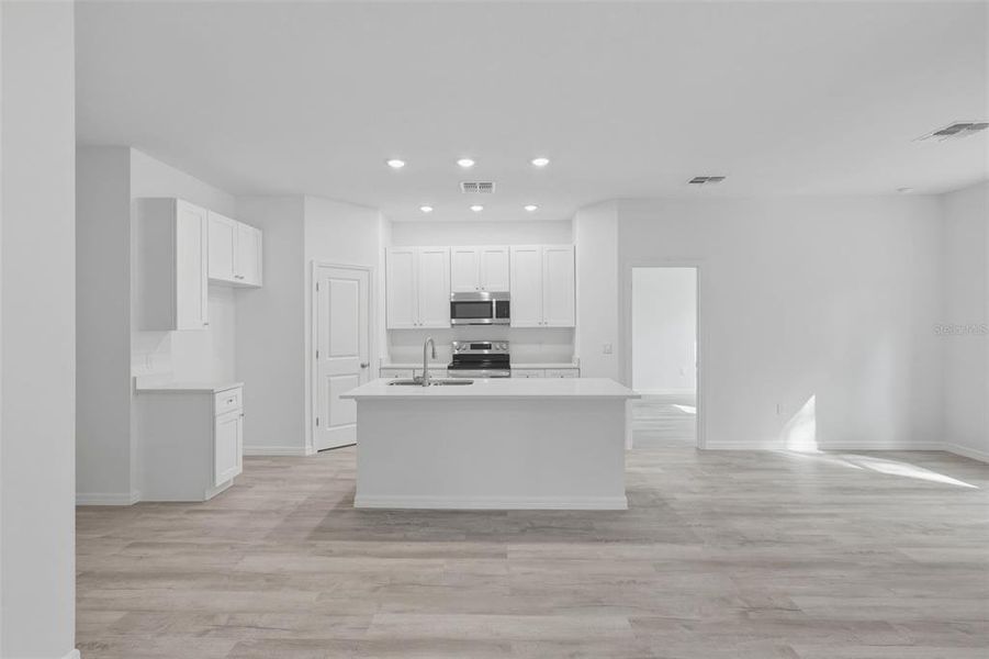 Image 33 of a home in .