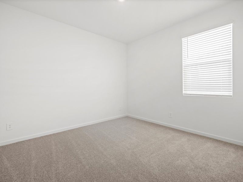 Spacious, unfurnished interior of a new home in Mountain View Estates Reserve Series, Buckeye (Image 19).