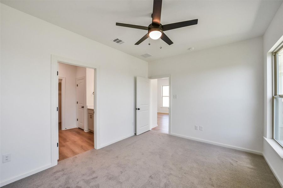 Spacious, unfurnished interior of a new home in Mostyn Springs, Magnolia (Image 23). Spacious, unfurnished interior of a new home in Mostyn Springs, Magnolia (Image 23).