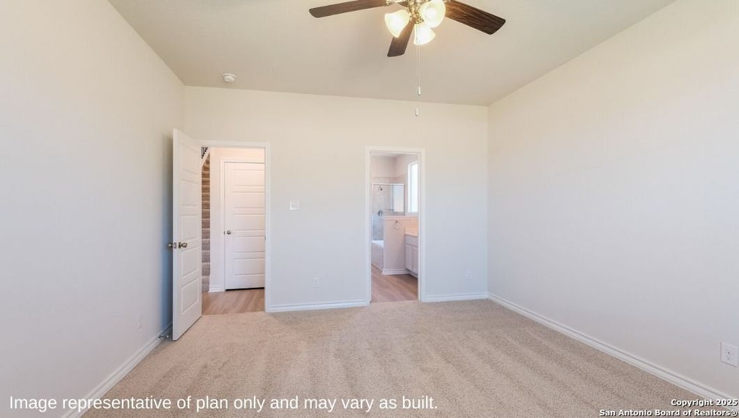 Spacious, unfurnished interior of a new home in Brookstone Creek, San Antonio (Image 22).