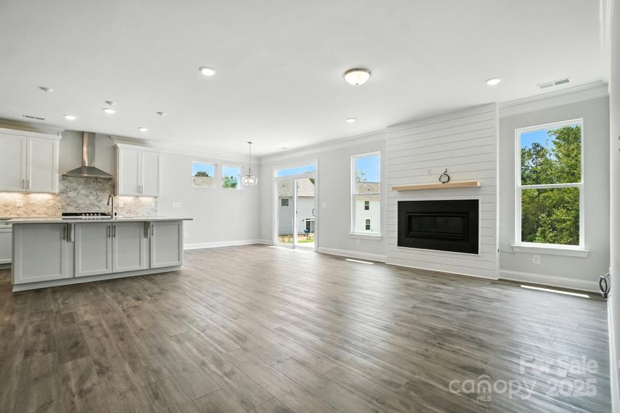 Image 41 of a home in Hampton Woods.