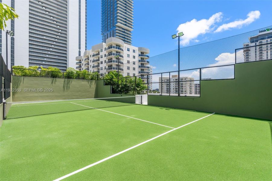 Community amenities in , Miami (Image 57). Community amenities in , Miami (Image 57).