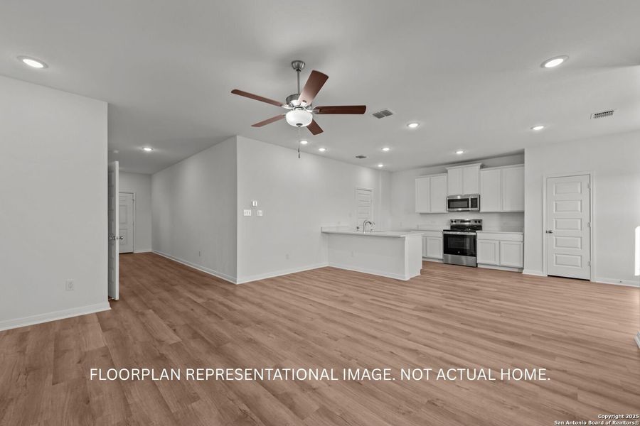 Spacious, unfurnished interior of a new home in Park Place, New Braunfels (Image 11). Spacious, unfurnished interior of a new home in Park Place, New Braunfels (Image 11).