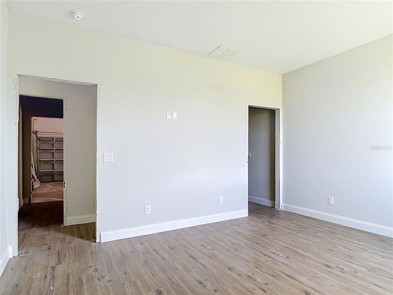 Spacious, unfurnished interior of a new home in , Port Charlotte (Image 27). Spacious, unfurnished interior of a new home in , Port Charlotte (Image 27).