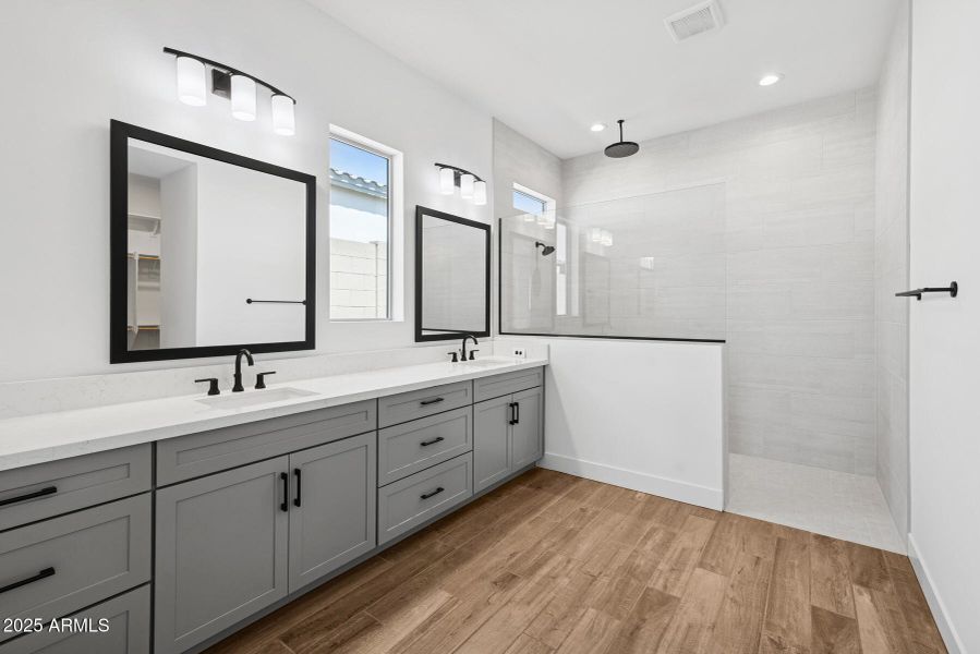 Homesite402-011 Homesite402-011