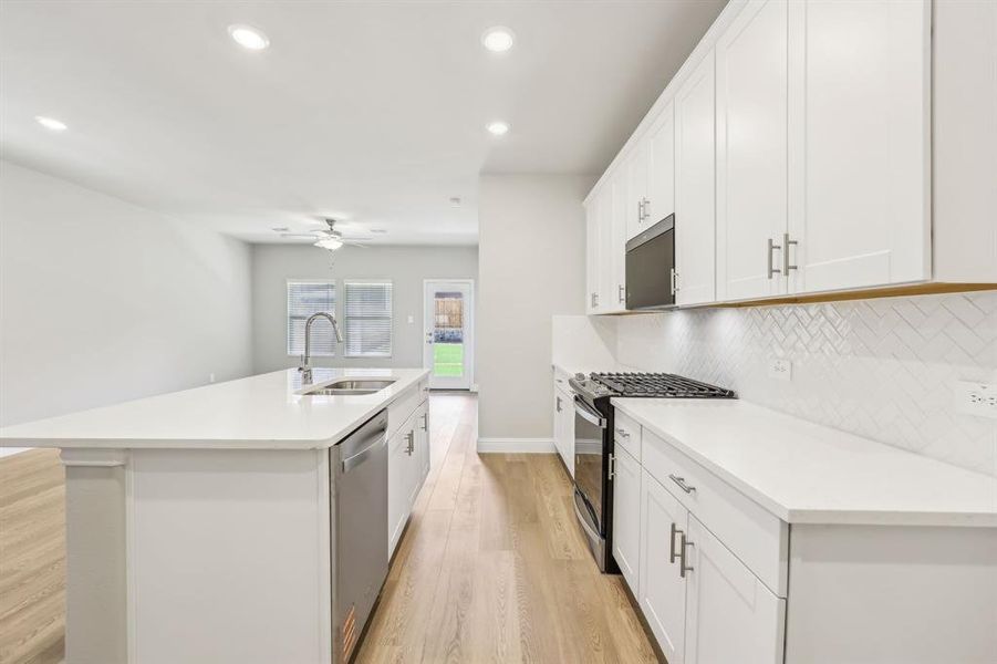 Photo is not of the actual home, but is an inspirational photo of builder’s model home and may depict options, furnishings, and/or decorator features that are not included.