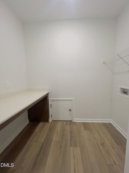 OVS 423 Laundry room