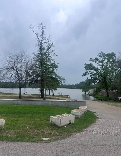 Lake access Lake access