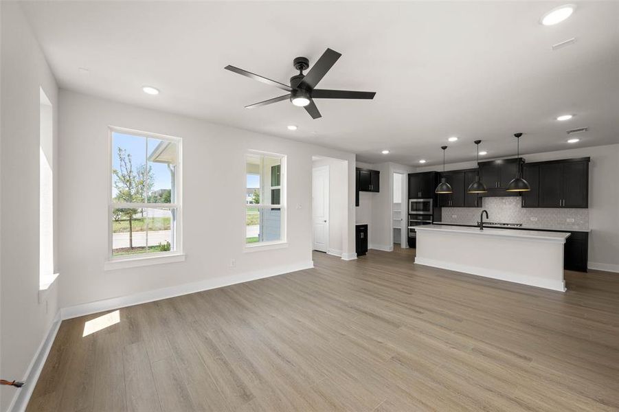 Spacious, unfurnished interior of a new home in Terrace Collection at Harvest, Argyle (Image 29). Spacious, unfurnished interior of a new home in Terrace Collection at Harvest, Argyle (Image 29).