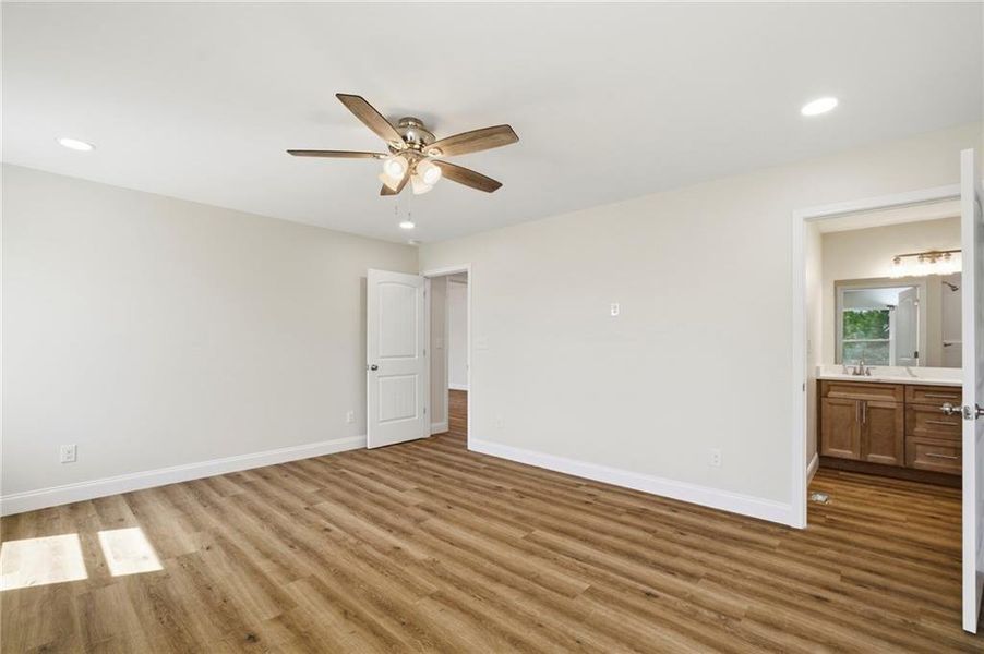 Spacious, unfurnished interior of a new home in , Eton (Image 37).