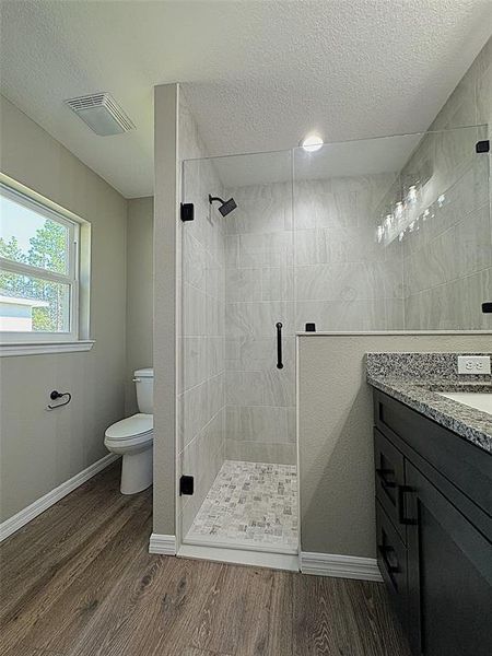 Image 32 of a home in .