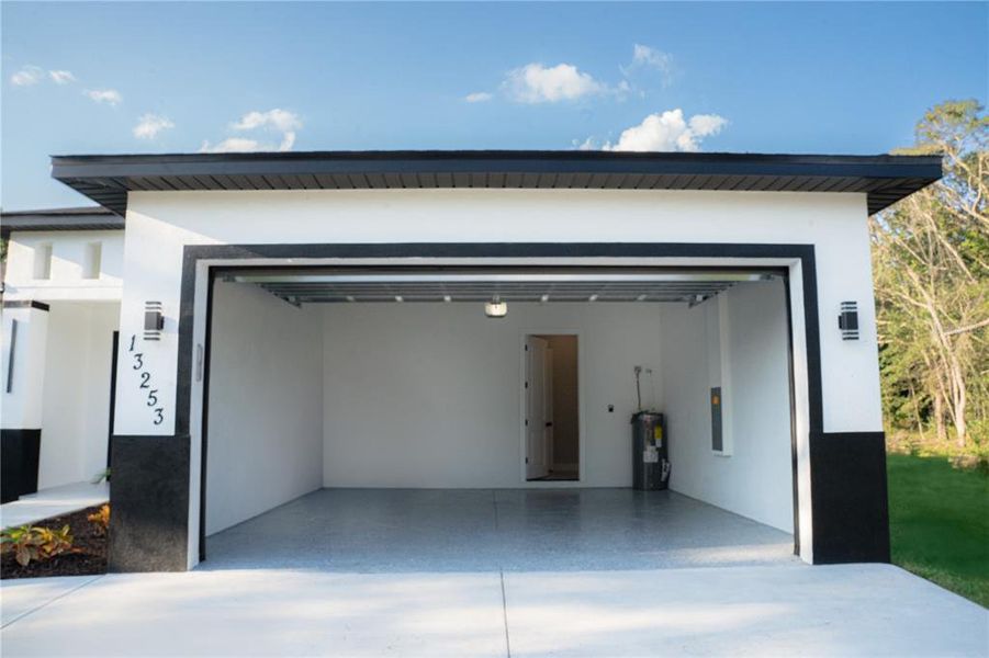 Exterior details and patio area of a home in , Brooksville (Image 3).
