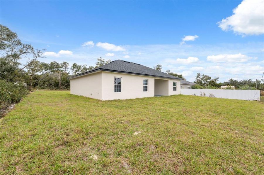 Exterior details and patio area of a home in , Ocala (Image 21).