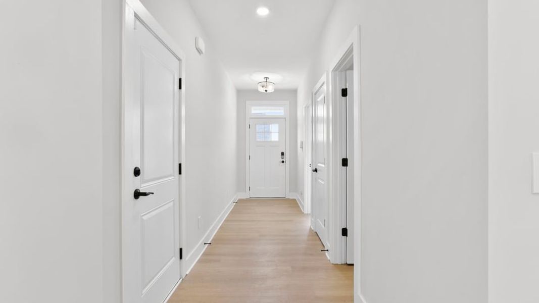 Representative unfurnished interior of a home built from the Bakersfield by D.R. Horton in Edgewood Estates, Greenville (Image 18).