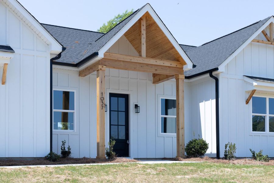 Exterior details and patio area of a home in , Bessemer City (Image 27).