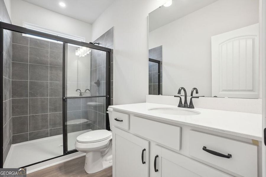 Furnished interior view inside a new home in Stonebridge North, Macon (Image 7).