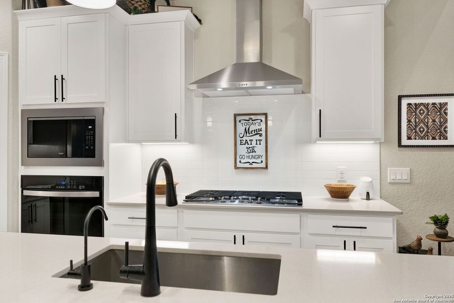 Furnished interior view inside a new home in , New Braunfels (Image 11).