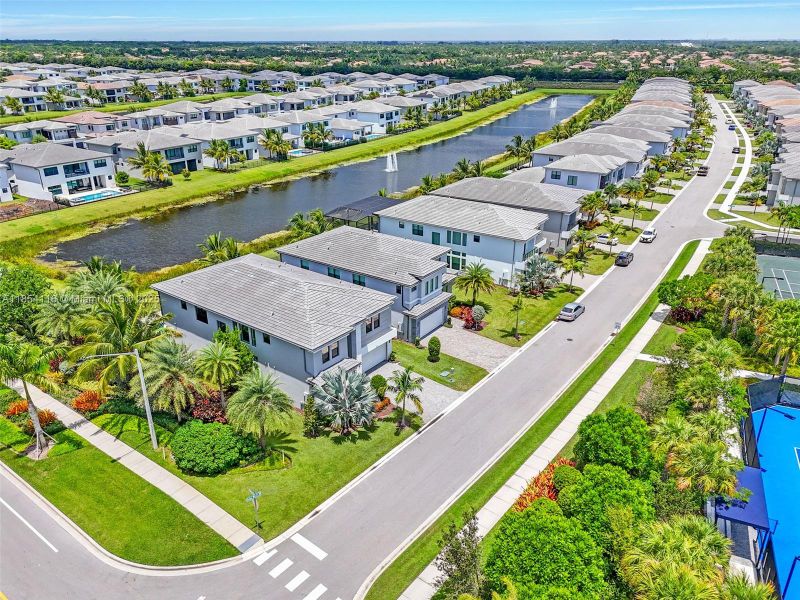 Image 53 of a home in .