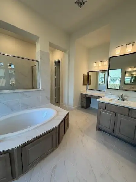 Furnished interior view inside a new home in Colton, Montgomery (Image 5). Furnished interior view inside a new home in Colton, Montgomery (Image 5).