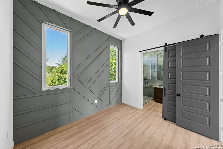 Spacious, unfurnished interior of a new home in , San Antonio (Image 10).