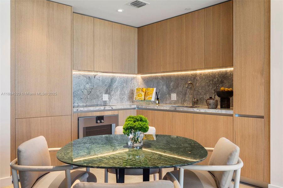 Image 28 of a home in .