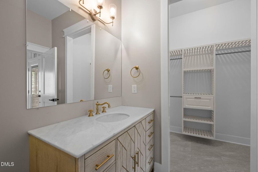 72-web-or-mls-P1095819